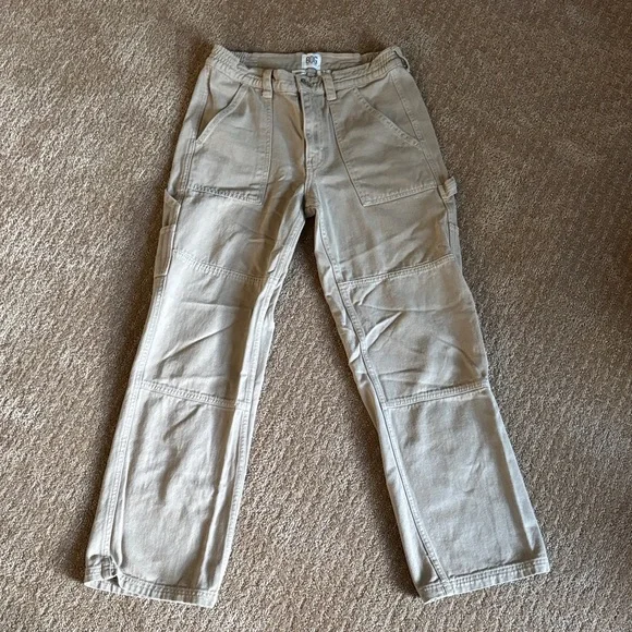 Women’s Tan Cargo Pants - Picture 2 of 6